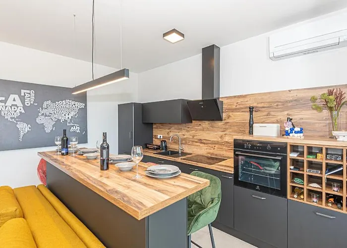 Murter - Luxury * יזרה